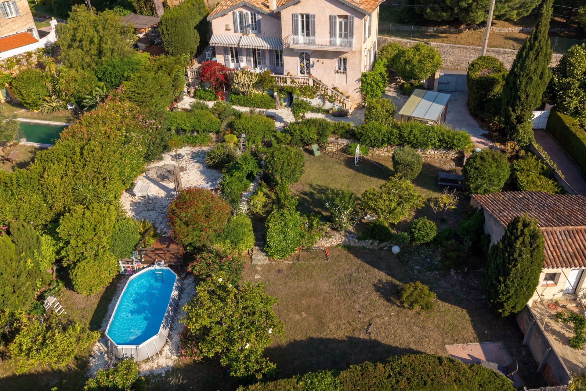 bastide 6 Rooms for sale on LE GOLFE JUAN (06220)