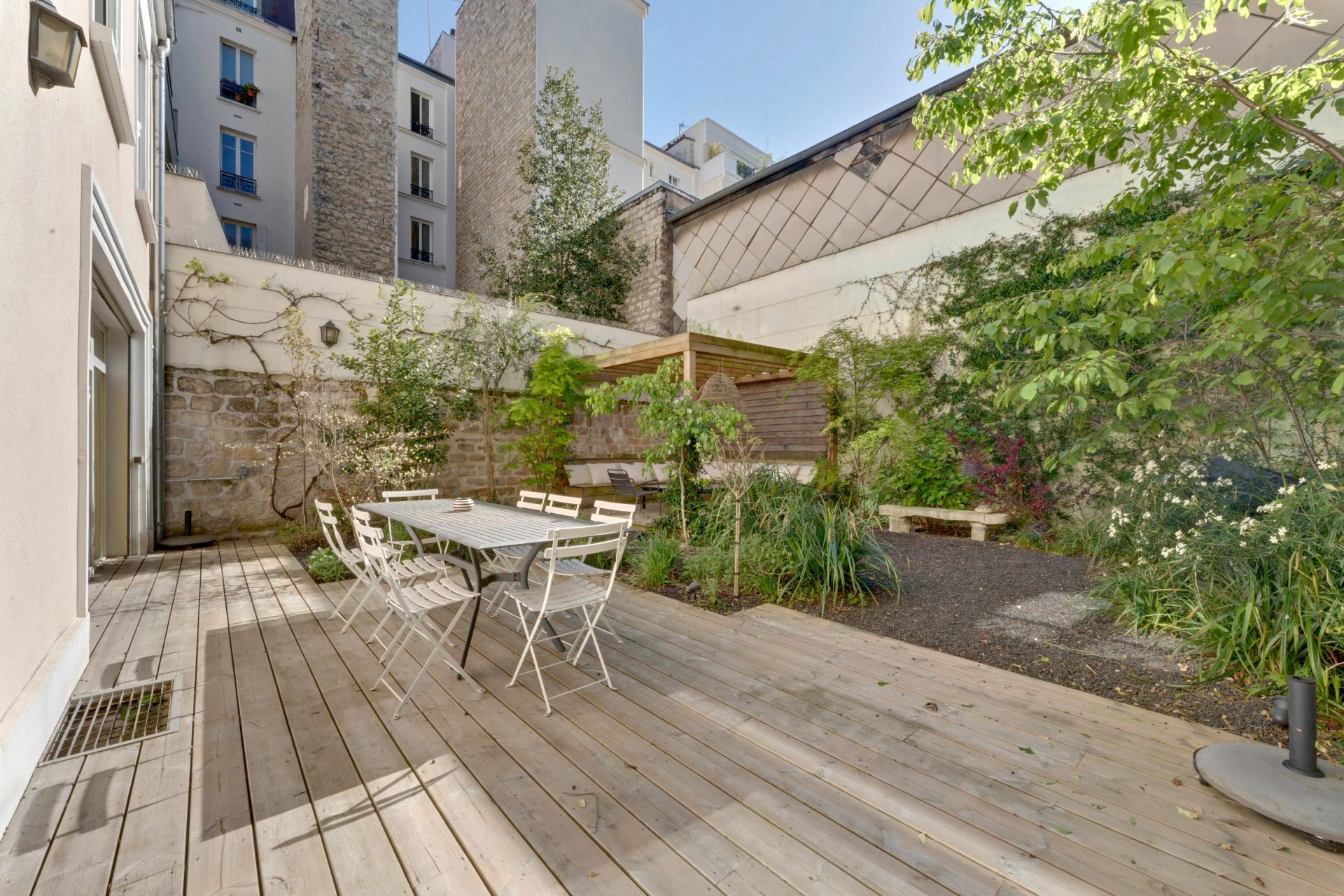 maison de luxe 12 Pièces en vente sur LEVALLOIS PERRET (92300)