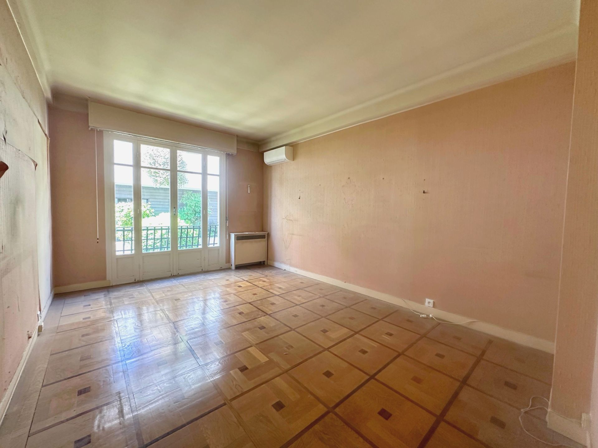 luxury apartment 3 Rooms for sale on MONACO (98000)