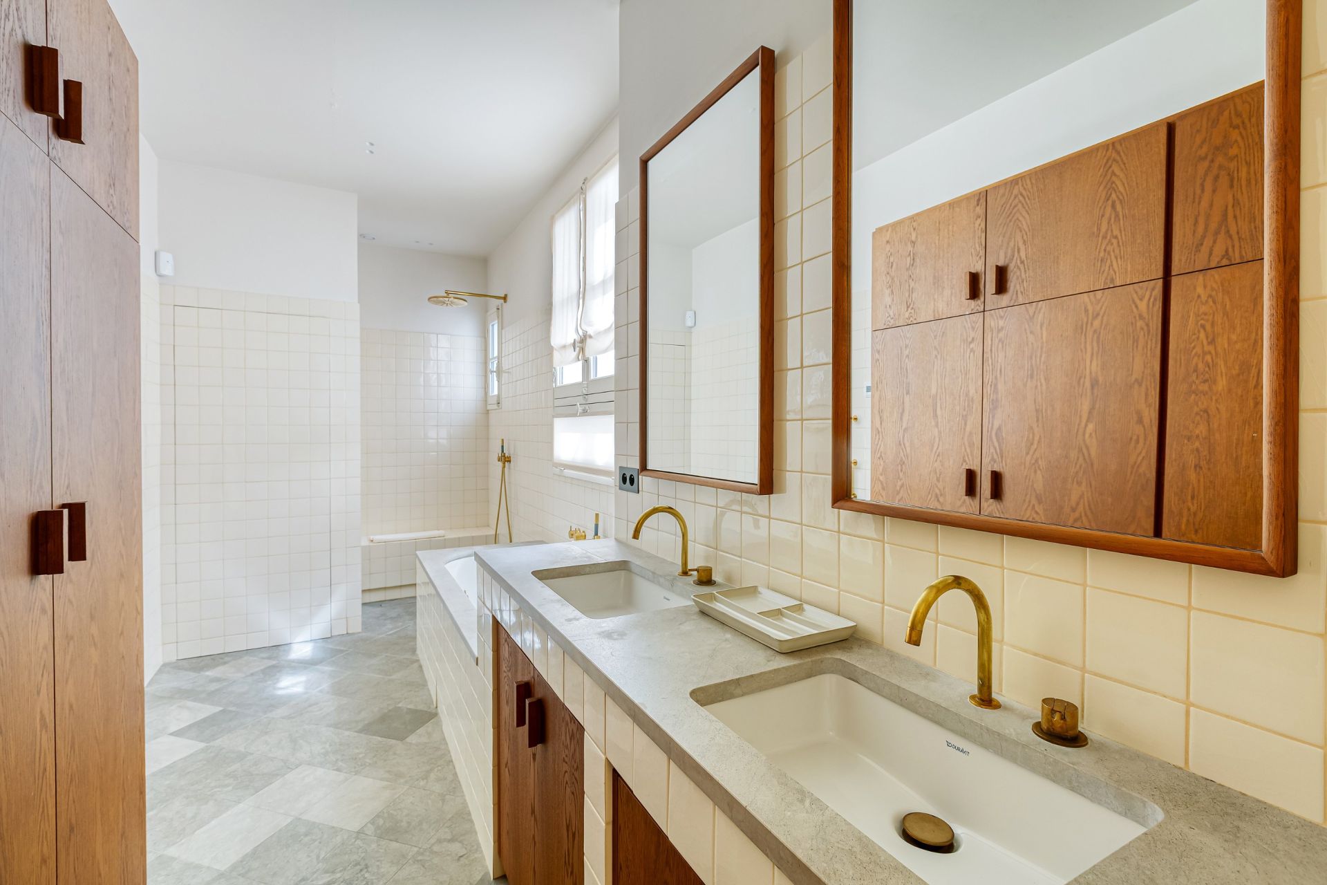 luxury apartment 3 Rooms for sale on PARIS (75007)
