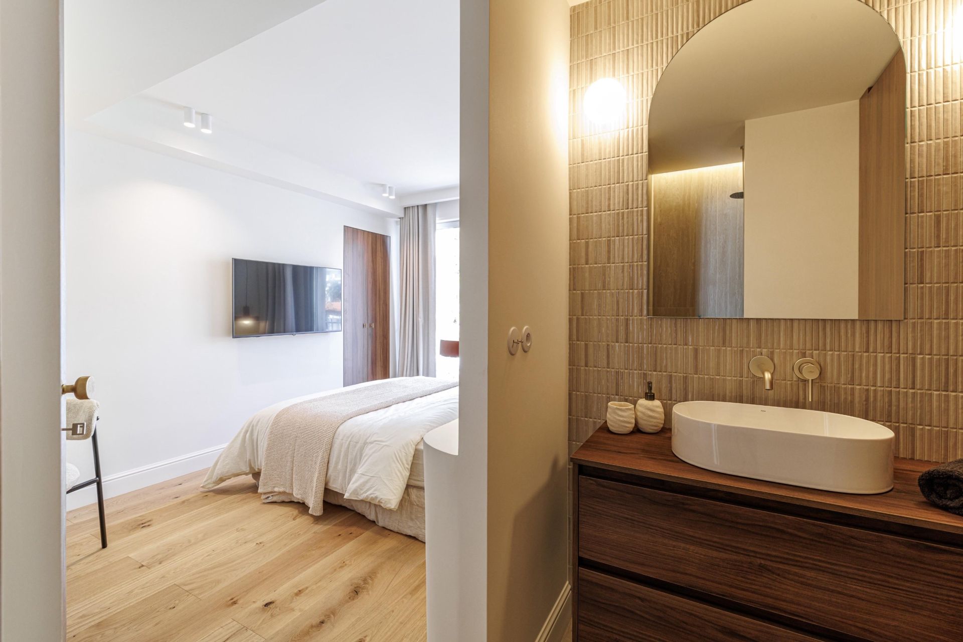 luxury apartment 3 Rooms for sale on NICE (06000)