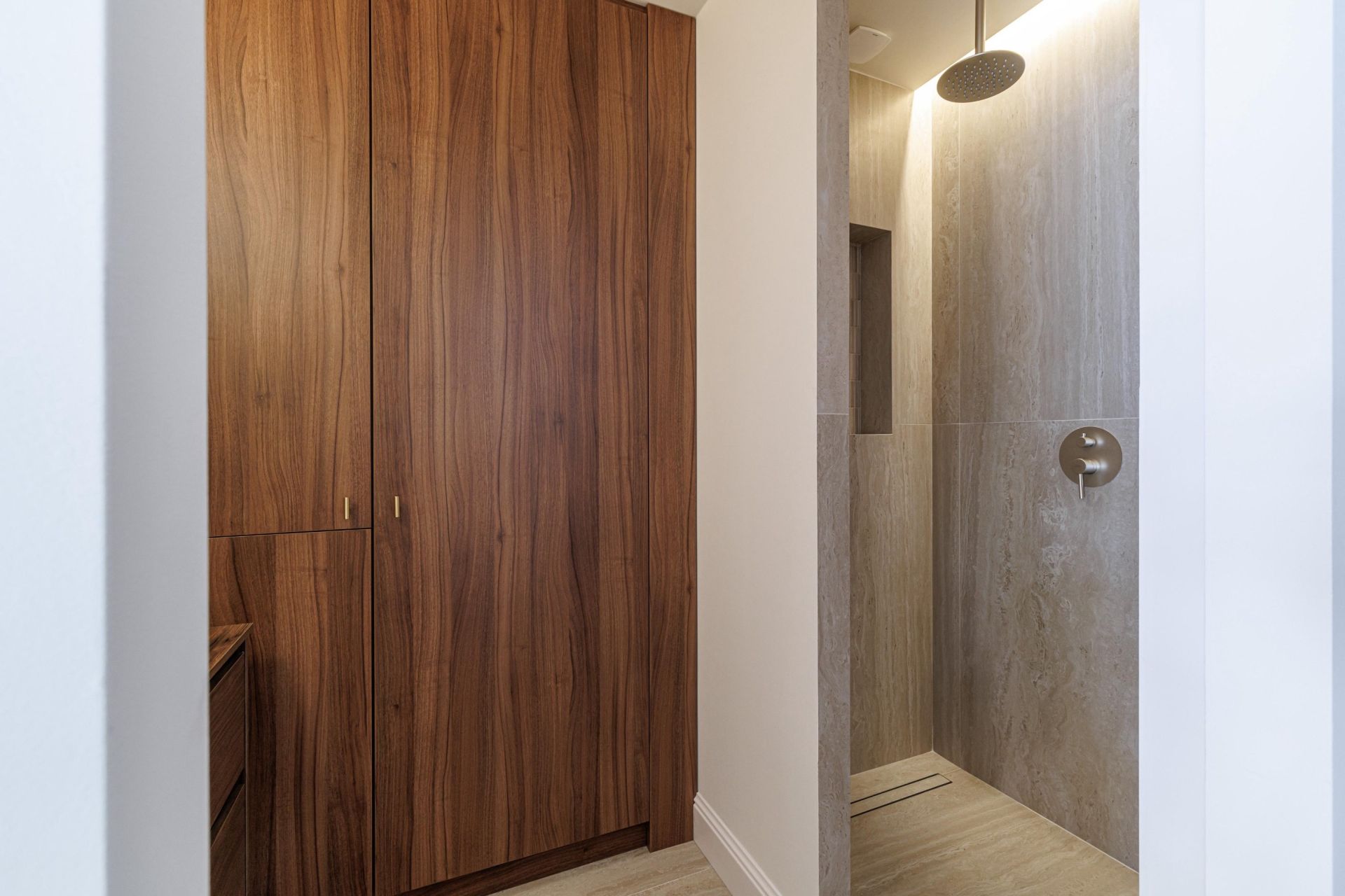 luxury apartment 3 Rooms for sale on NICE (06000)