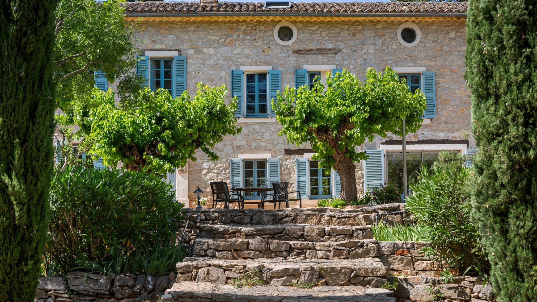 bastide 8 Rooms for sale on LES ARCS (83460)