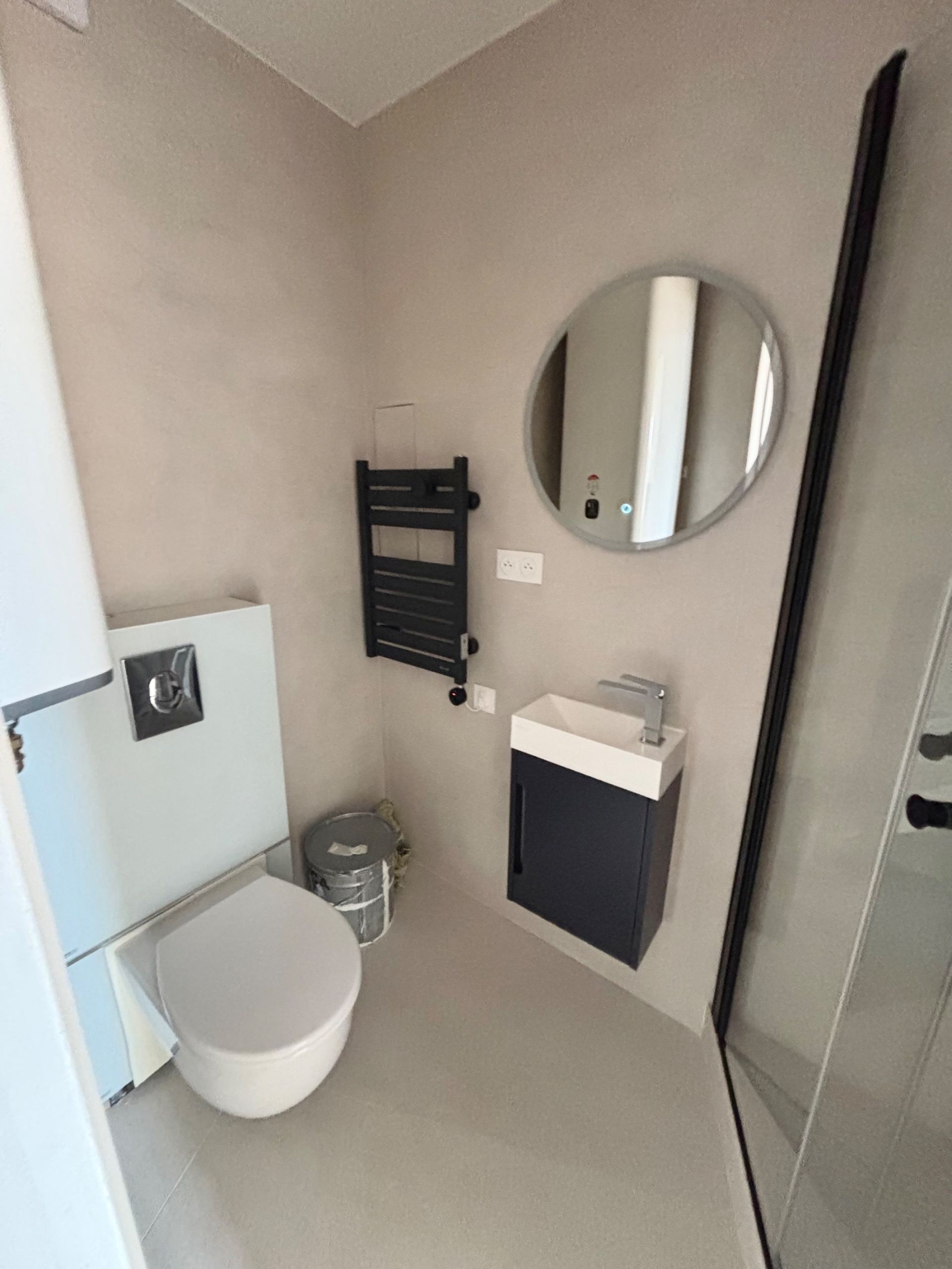 luxury apartment 3 Rooms for sale on DEAUVILLE (14800)