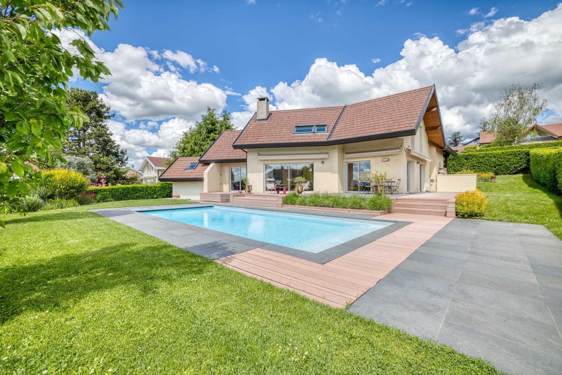luxury house 7 Rooms for sale on ANNECY LE VIEUX (74940)
