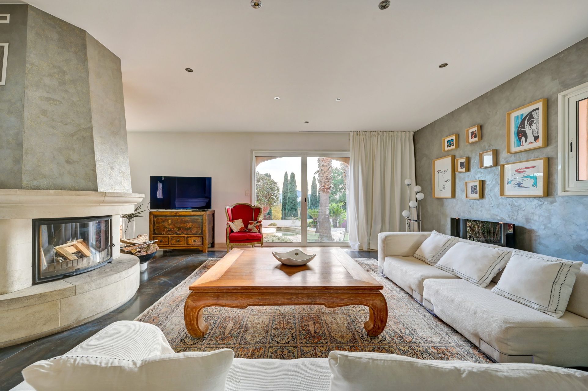 luxury house 5 Rooms for rent on MARSEILLE (13012)