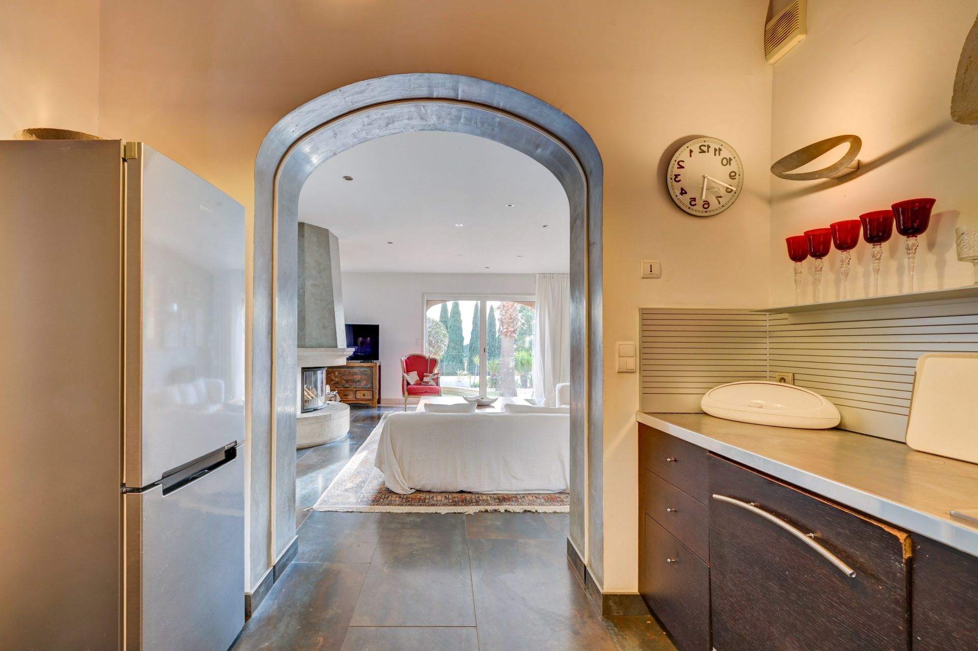 luxury house 5 Rooms for rent on MARSEILLE (13012)