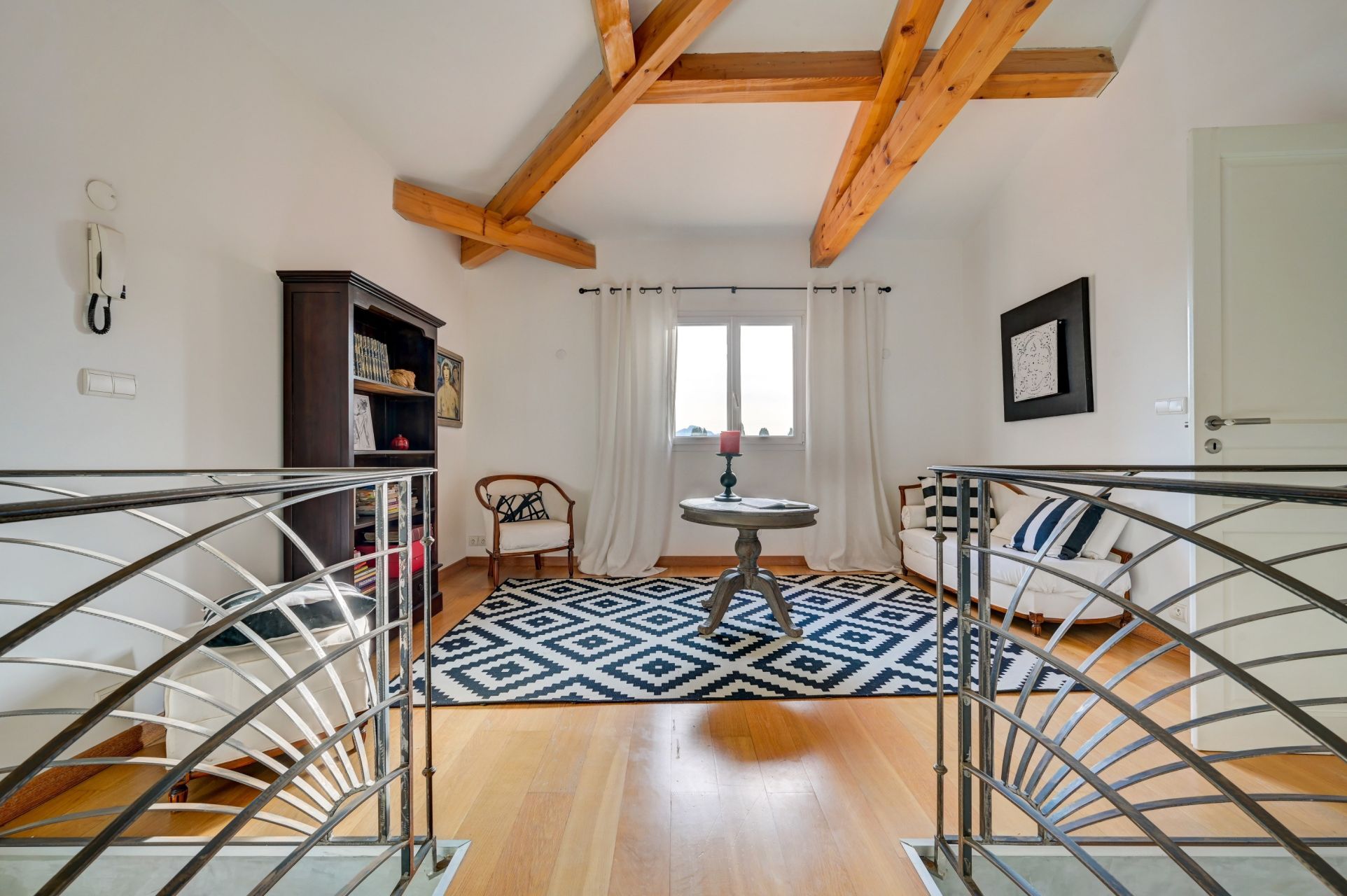 luxury house 5 Rooms for rent on MARSEILLE (13012)
