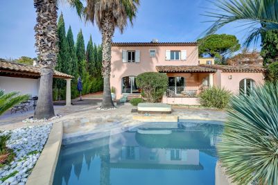 Rental Luxury house Marseille 12 5&nbsp;Rooms 221&nbsp;m²