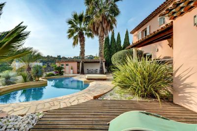 Rental Luxury house Marseille 12 5&nbsp;Rooms 221&nbsp;m²