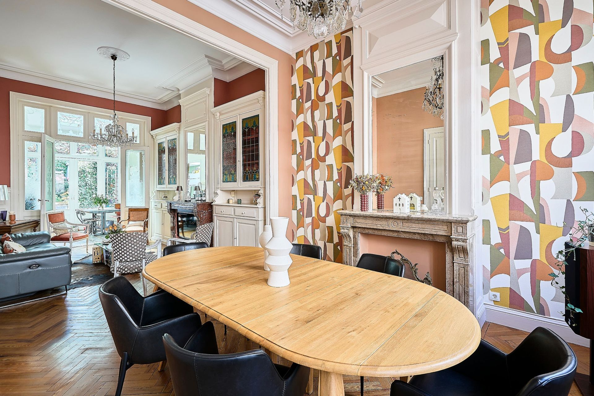 luxury house 8 Rooms for sale on LILLE (59800)