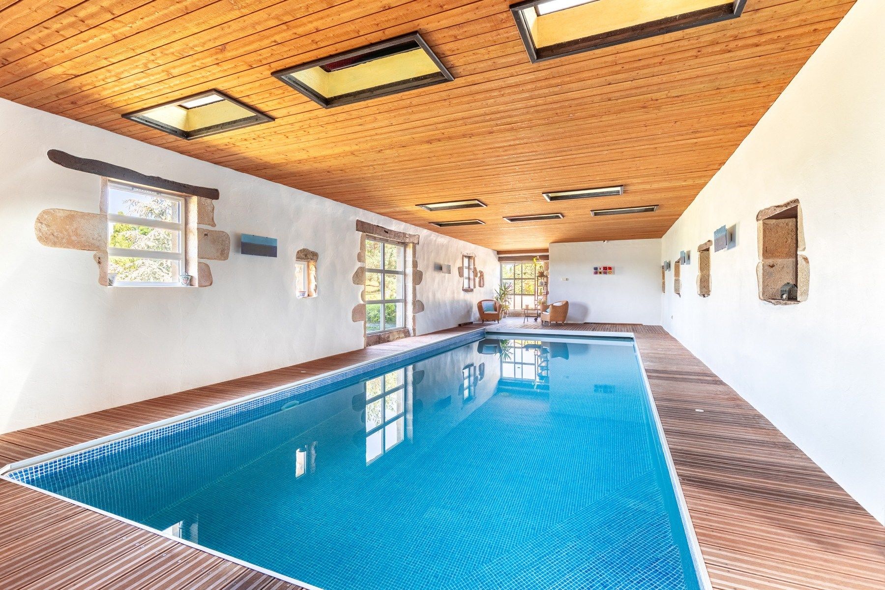 luxury house 10 Rooms for sale on BORDEAUX (33000)