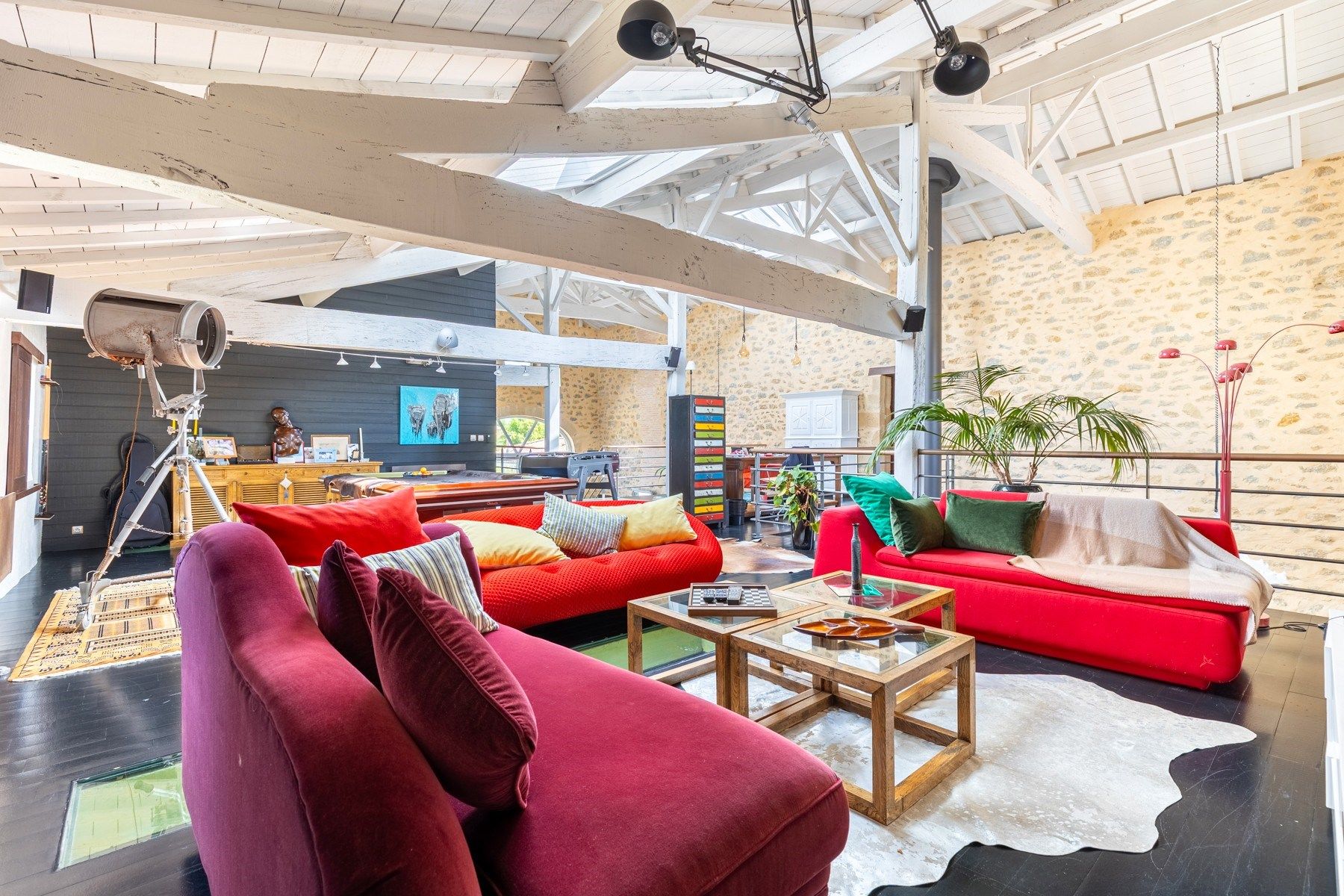 luxury house 10 Rooms for sale on BORDEAUX (33000)