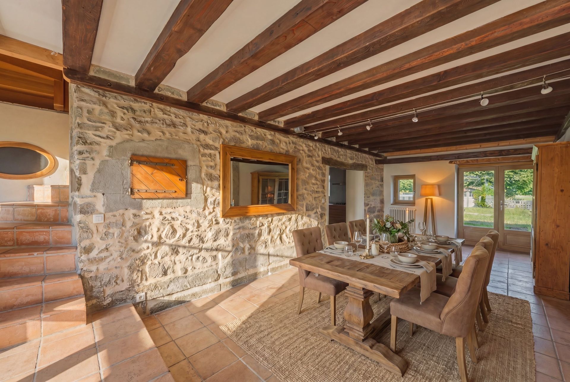 luxury house 7 Rooms for sale on SCIEZ (74140)