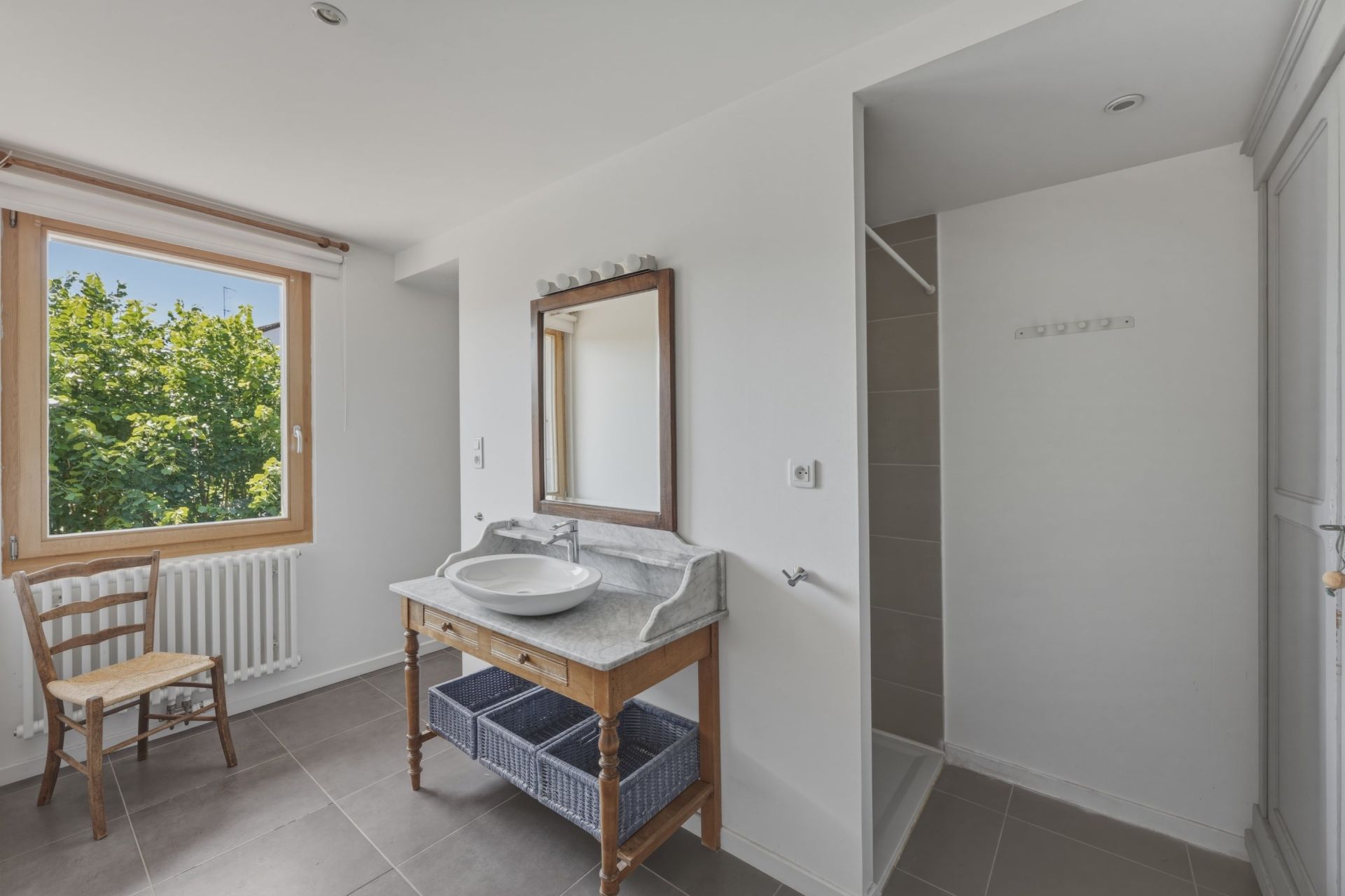 luxury house 7 Rooms for sale on SCIEZ (74140)