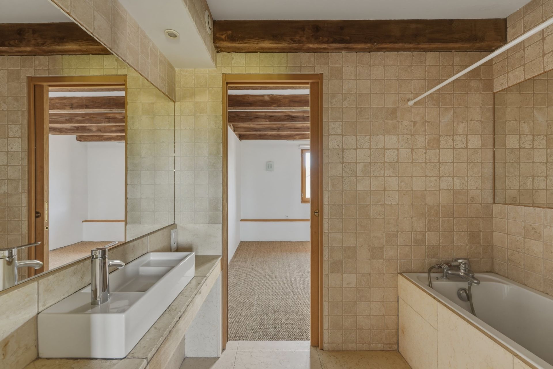 luxury house 7 Rooms for sale on SCIEZ (74140)