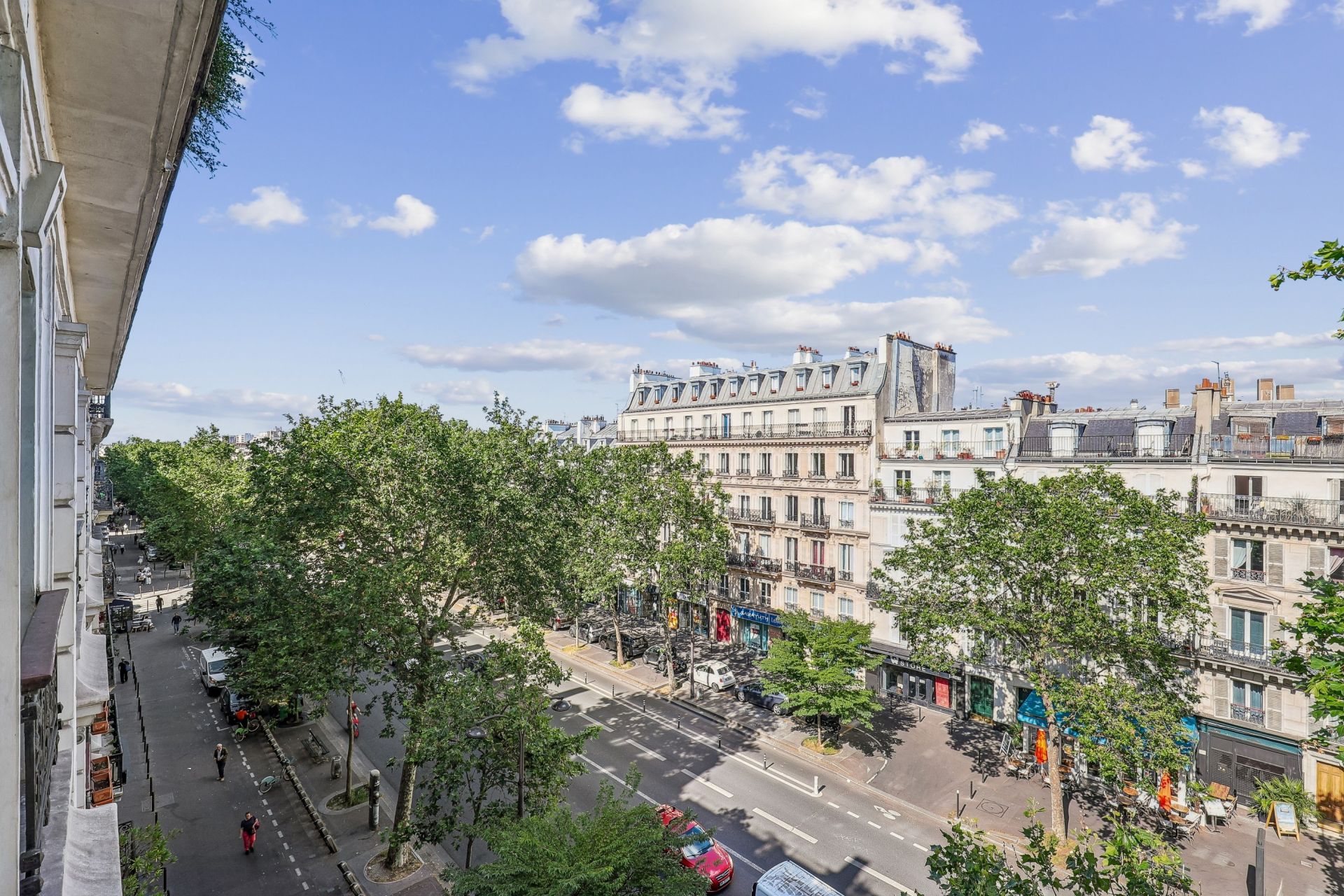 luxury apartment 7 Rooms for sale on PARIS (75003)