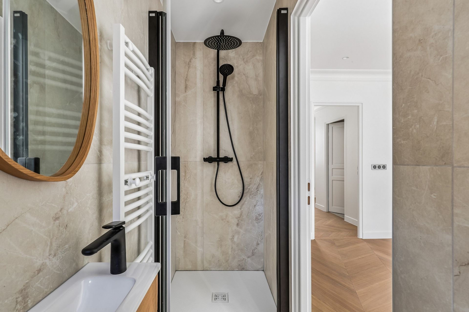 luxury apartment 7 Rooms for sale on PARIS (75003)