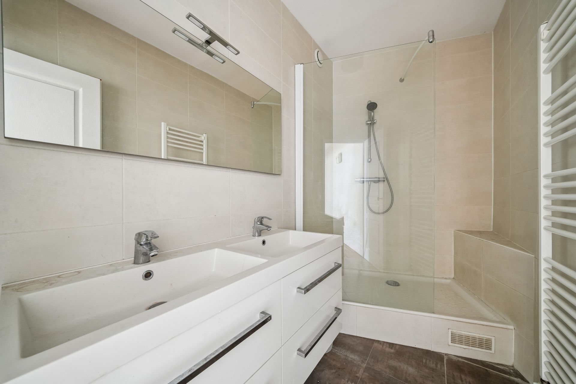 luxury apartment 3 Rooms for sale on PARIS (75008)