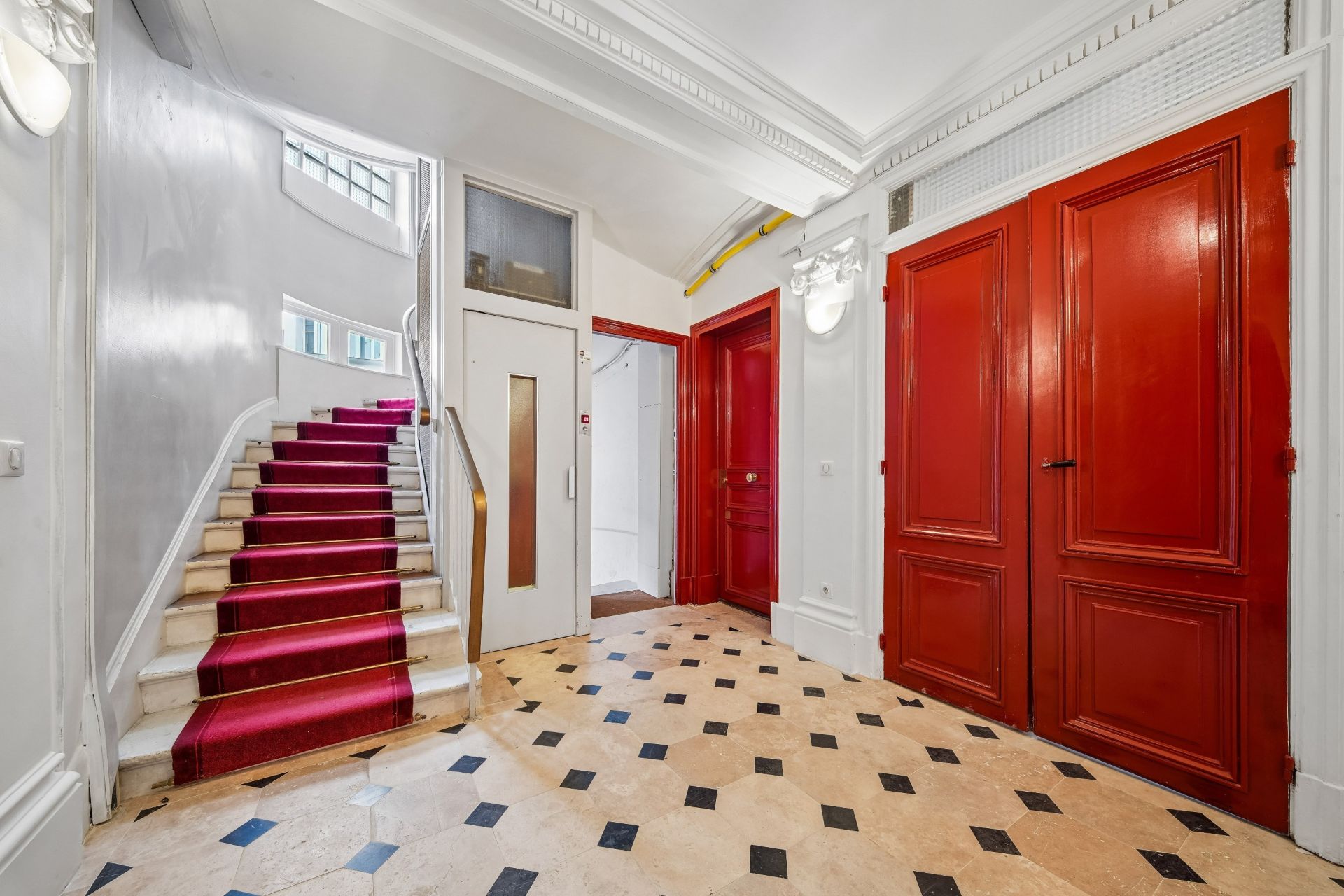 luxury apartment 3 Rooms for sale on PARIS (75008)
