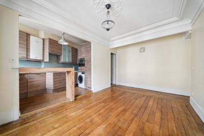 Sale Luxury apartment Paris 8 3&nbsp;Rooms 63.6&nbsp;m²