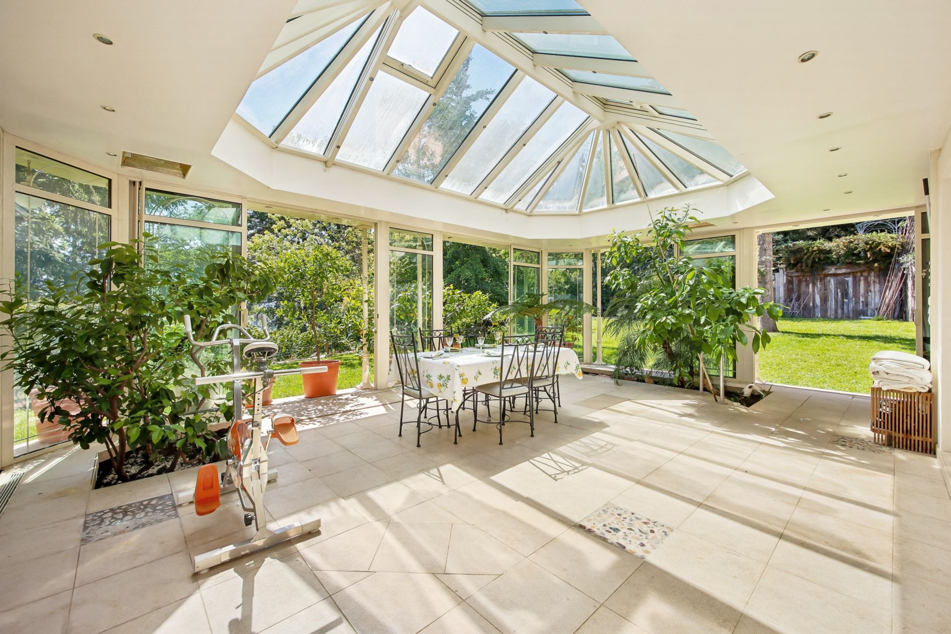 luxury house 20 Rooms for sale on GIF SUR YVETTE (91190)