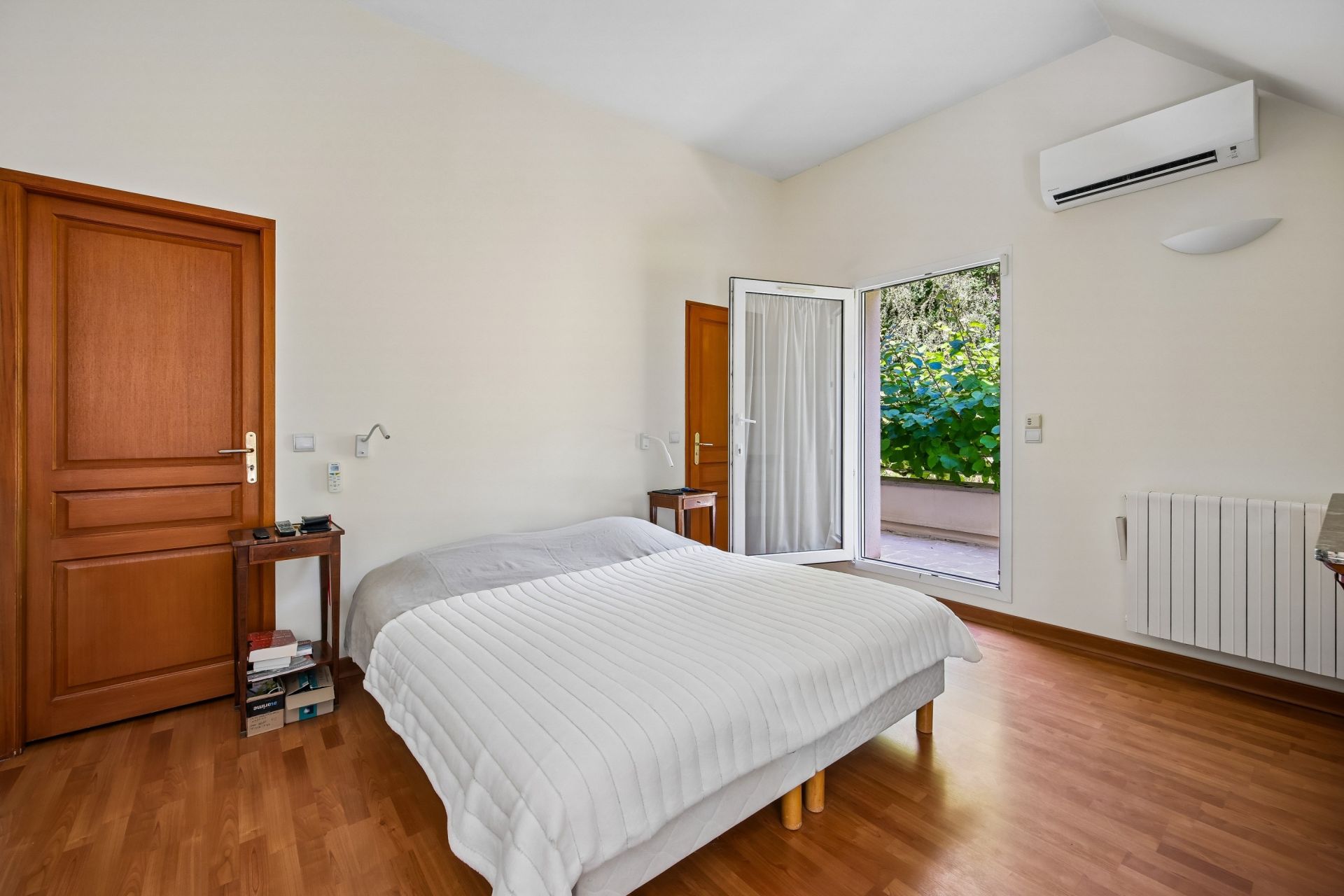 luxury house 20 Rooms for sale on GIF SUR YVETTE (91190)