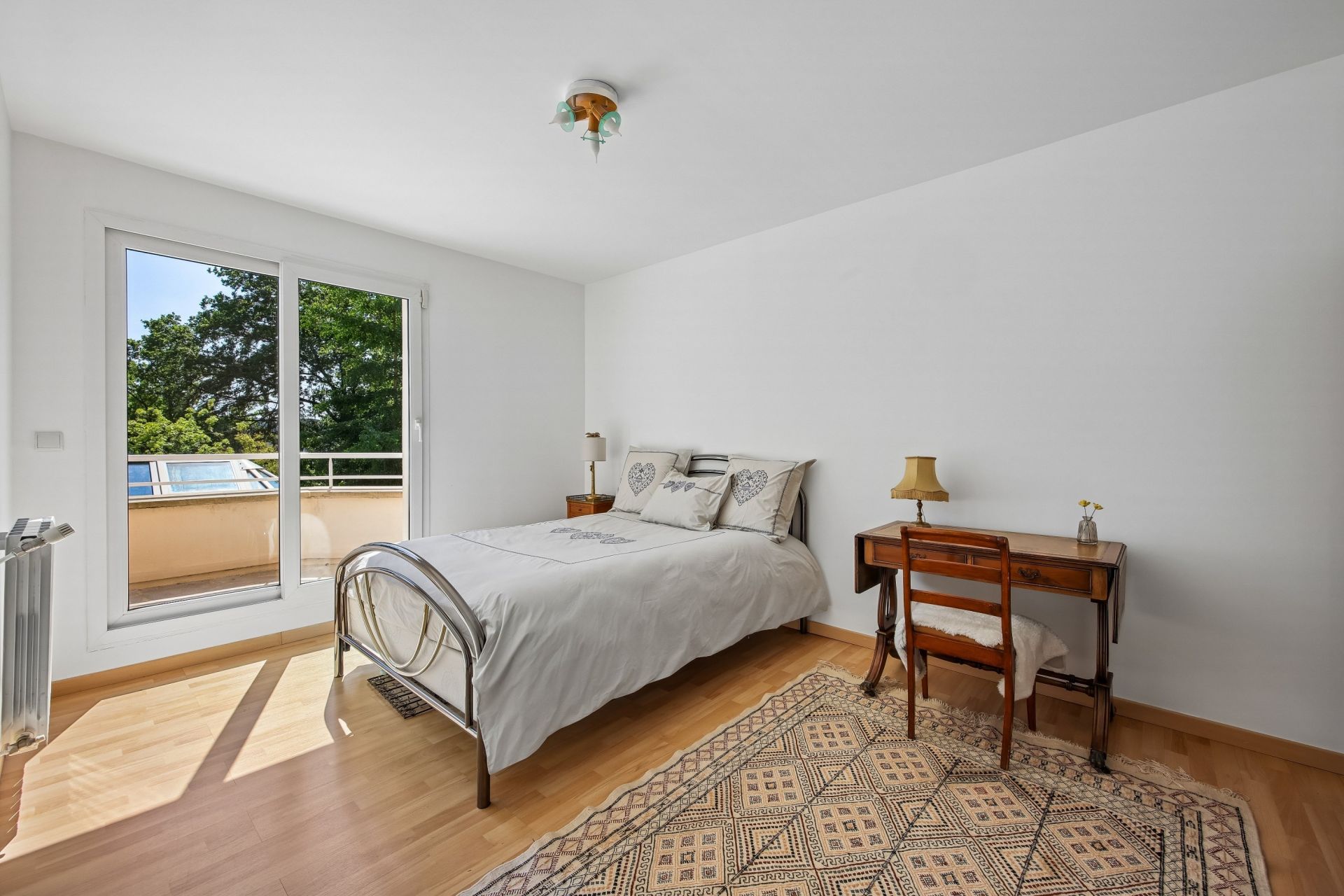 luxury house 20 Rooms for sale on GIF SUR YVETTE (91190)