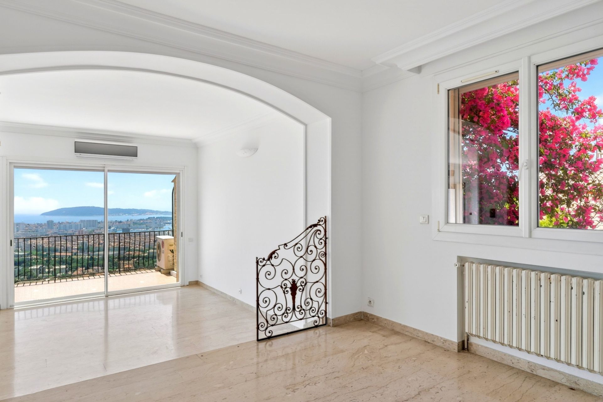 maison de luxe 6 Pièces en vente sur TOULON (83000)