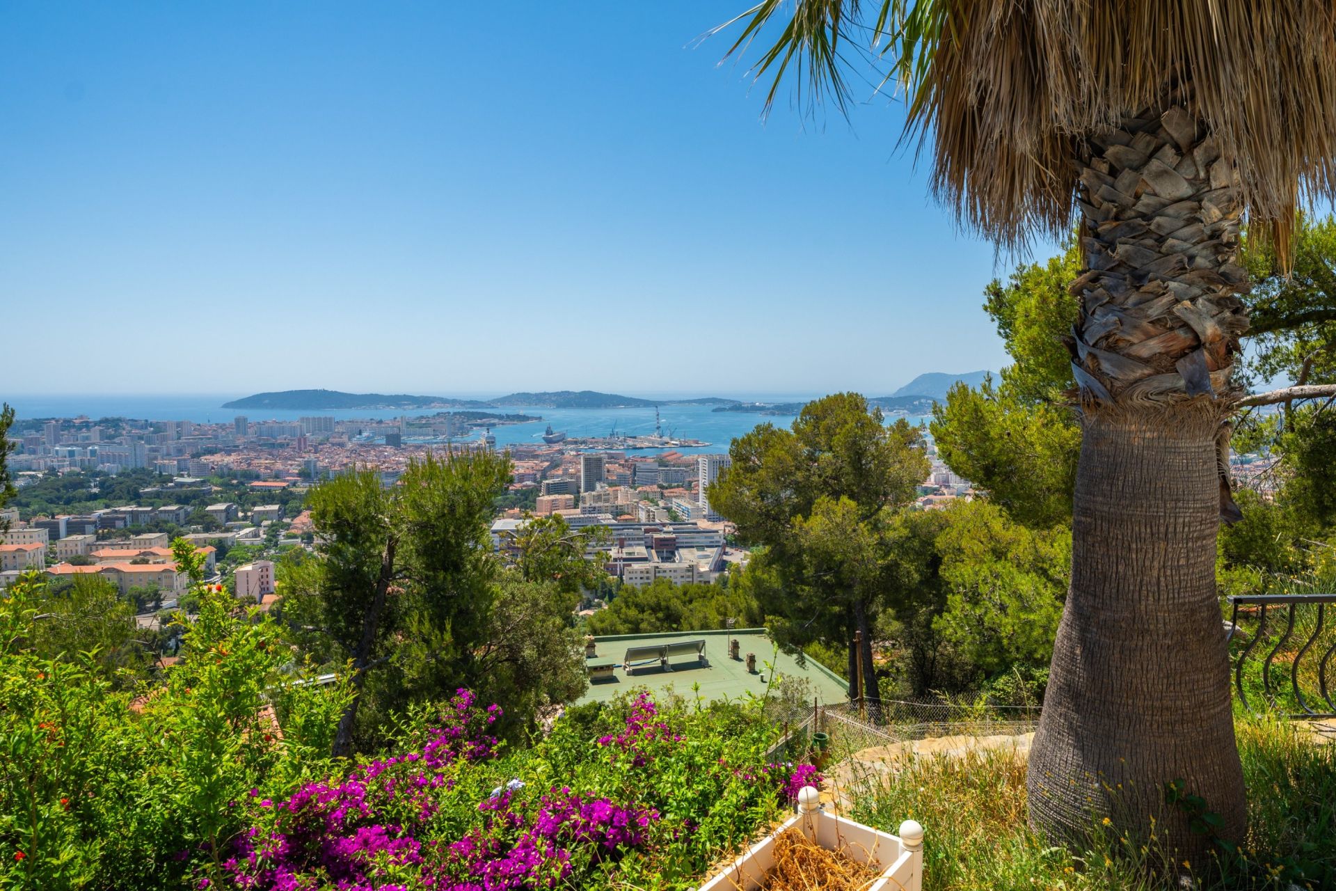 maison de luxe 6 Pièces en vente sur TOULON (83000)