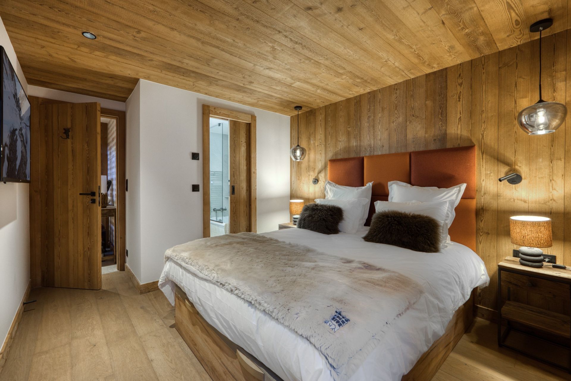 luxury chalet 5 Rooms for seasonal rent on MEGEVE (74120)