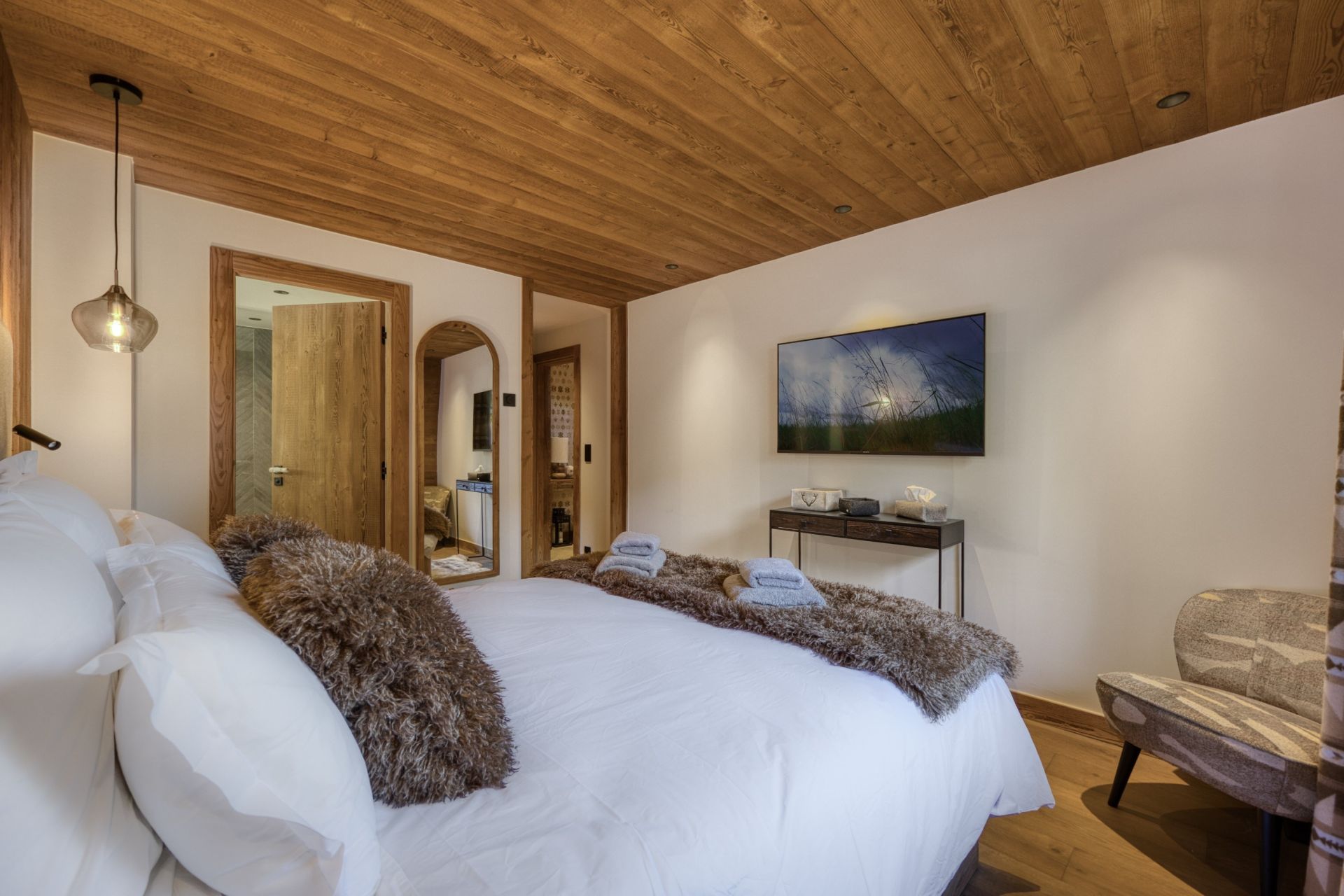 luxury chalet 5 Rooms for seasonal rent on MEGEVE (74120)