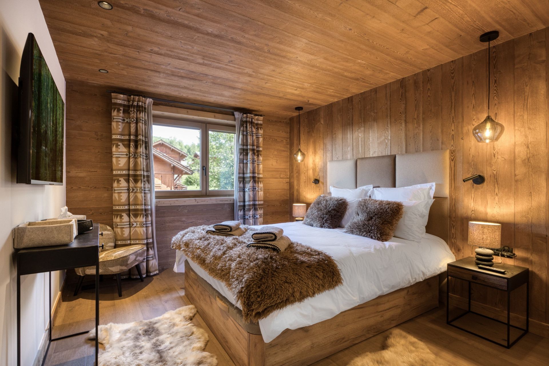 luxury chalet 5 Rooms for seasonal rent on MEGEVE (74120)