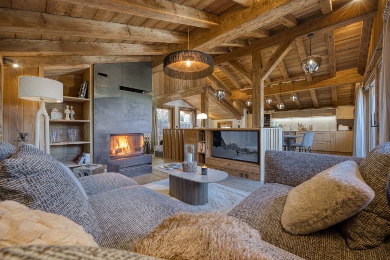 luxury chalet 5 Rooms for seasonal rent on MEGEVE (74120)
