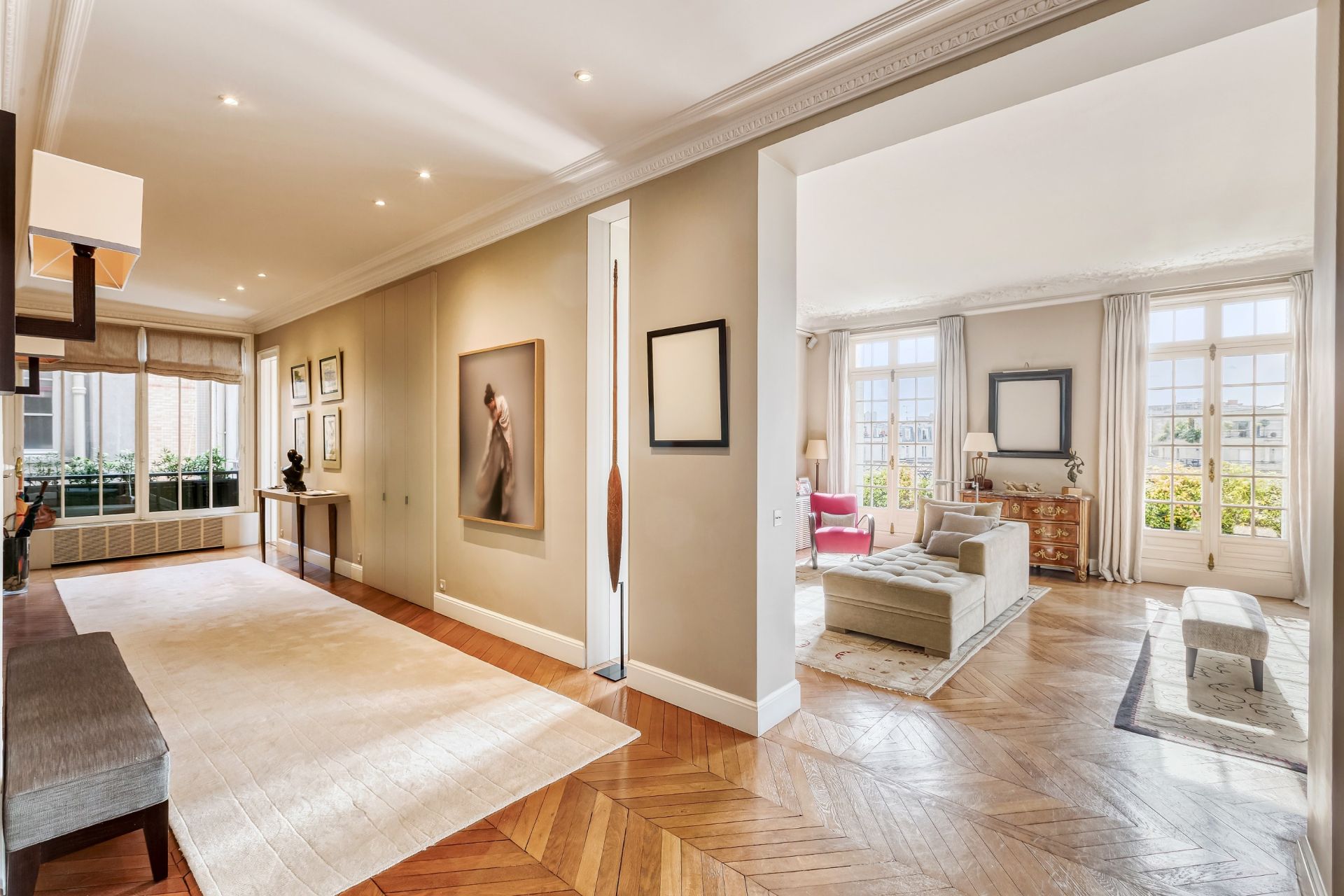 luxury apartment 7 Rooms for sale on PARIS (75007)