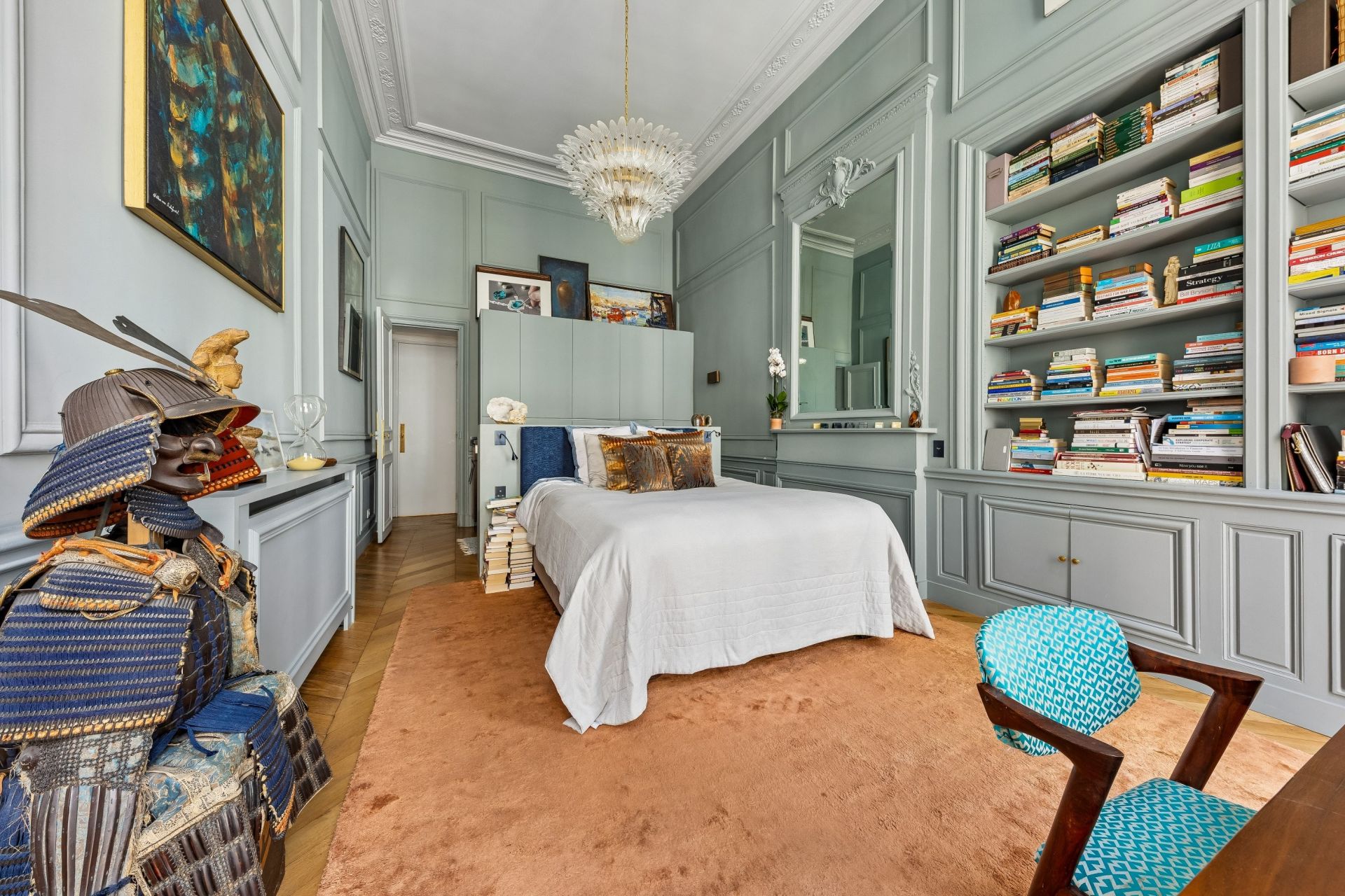 luxury apartment 5 Rooms for sale on PARIS (75001)