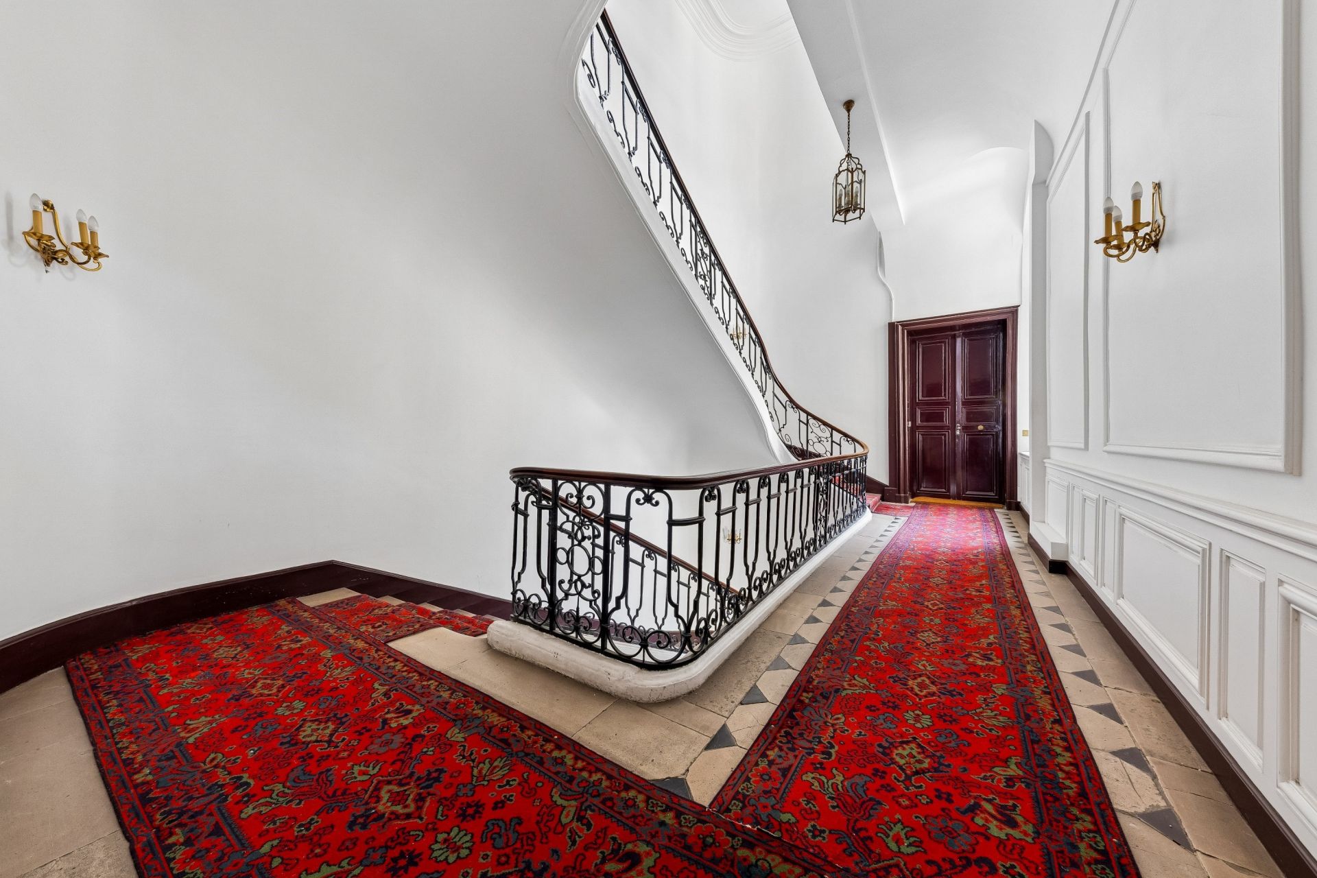 luxury apartment 5 Rooms for sale on PARIS (75001)