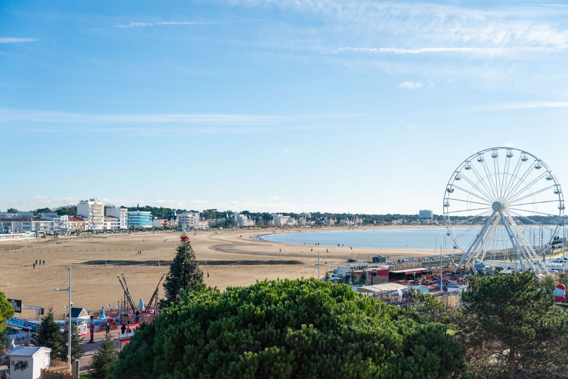 luxury apartment 7 Rooms for sale on ROYAN (17200)