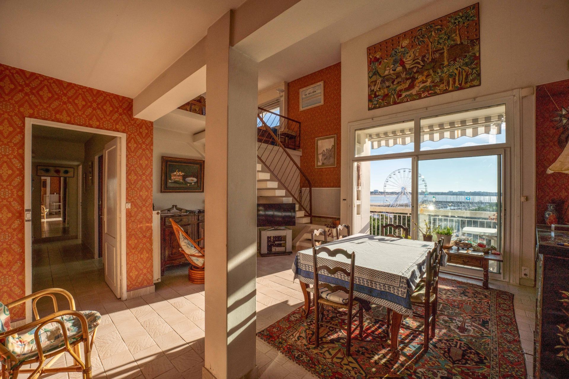 luxury apartment 7 Rooms for sale on ROYAN (17200)