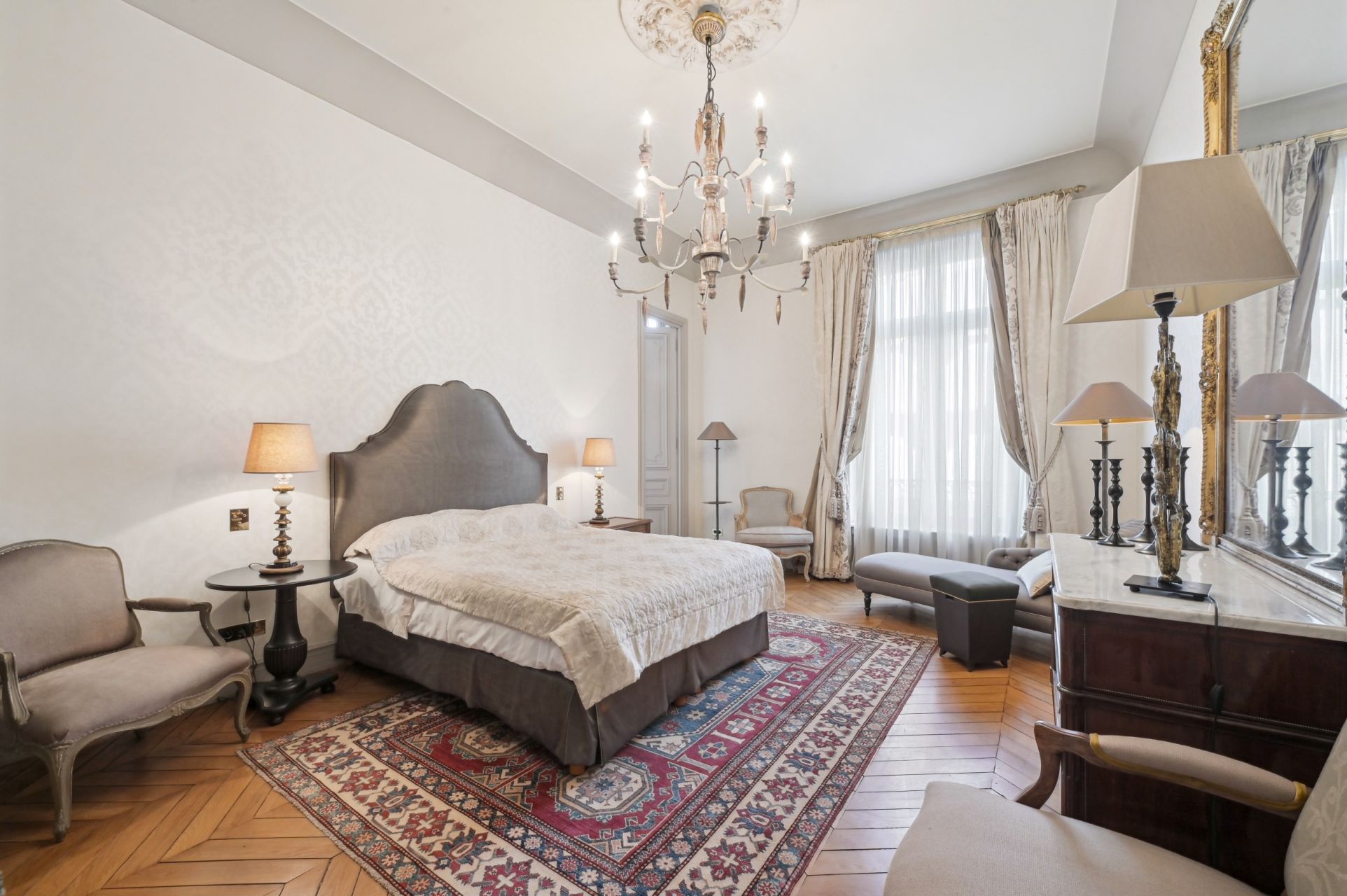 appartement de luxe 7 Pièces en location sur PARIS (75007)