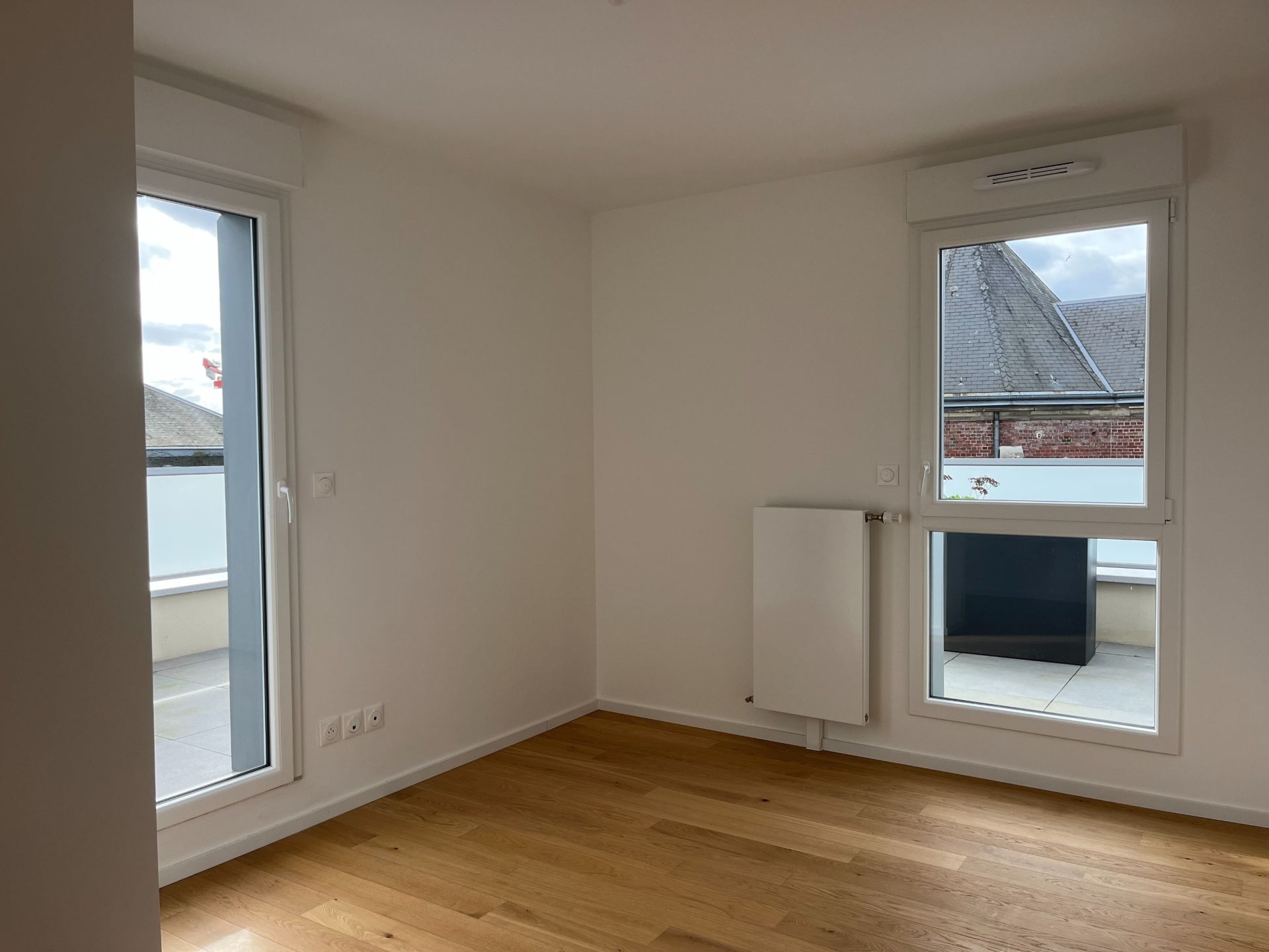 luxury apartment 5 Rooms for sale on ROUEN (76000)