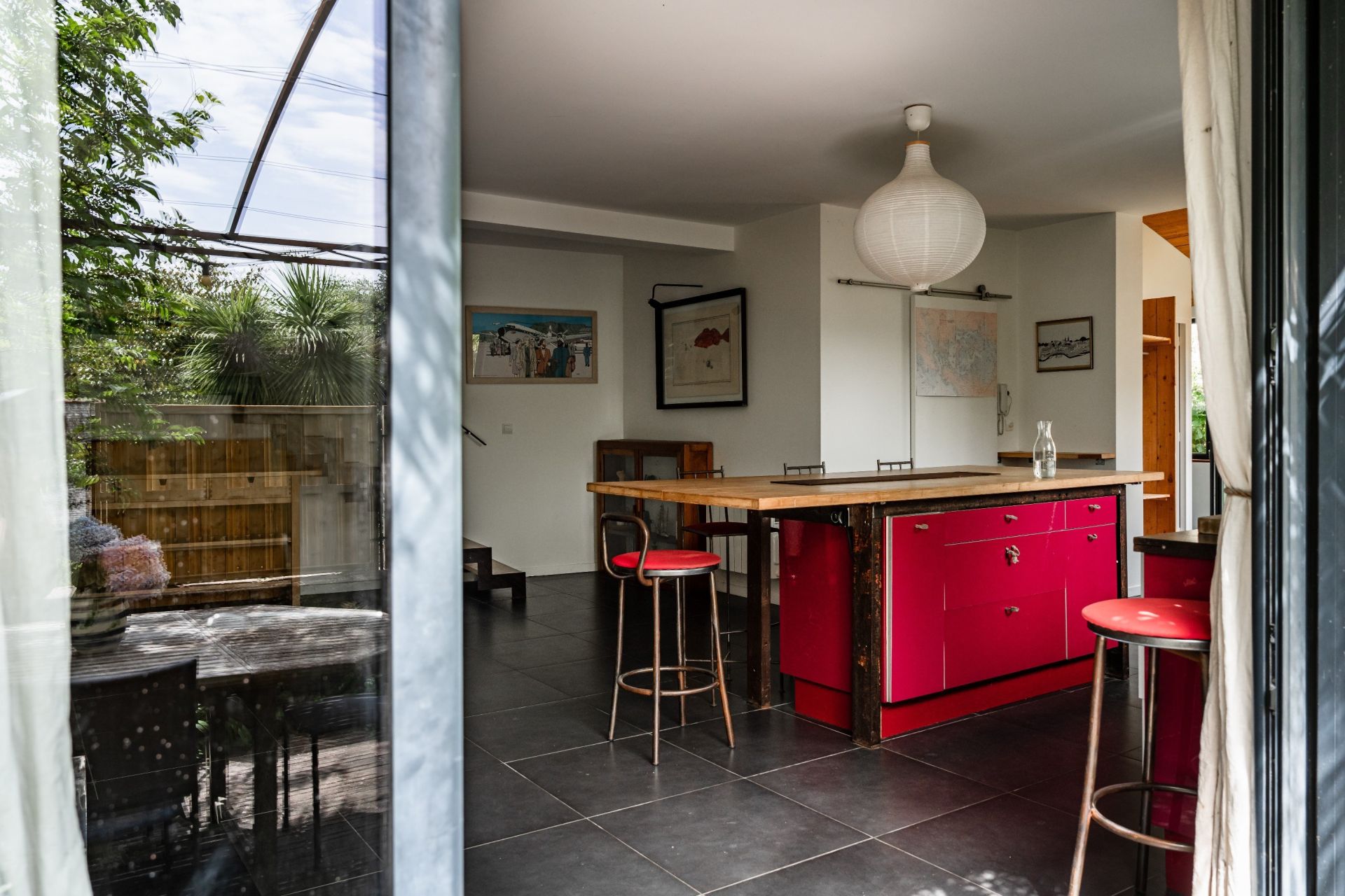 luxury house 5 Rooms for sale on AURAY (56400)