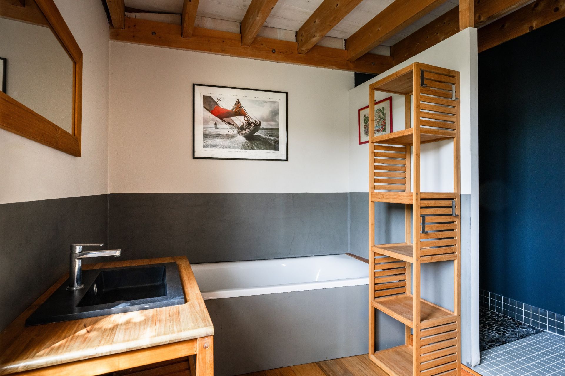 luxury house 5 Rooms for sale on AURAY (56400)