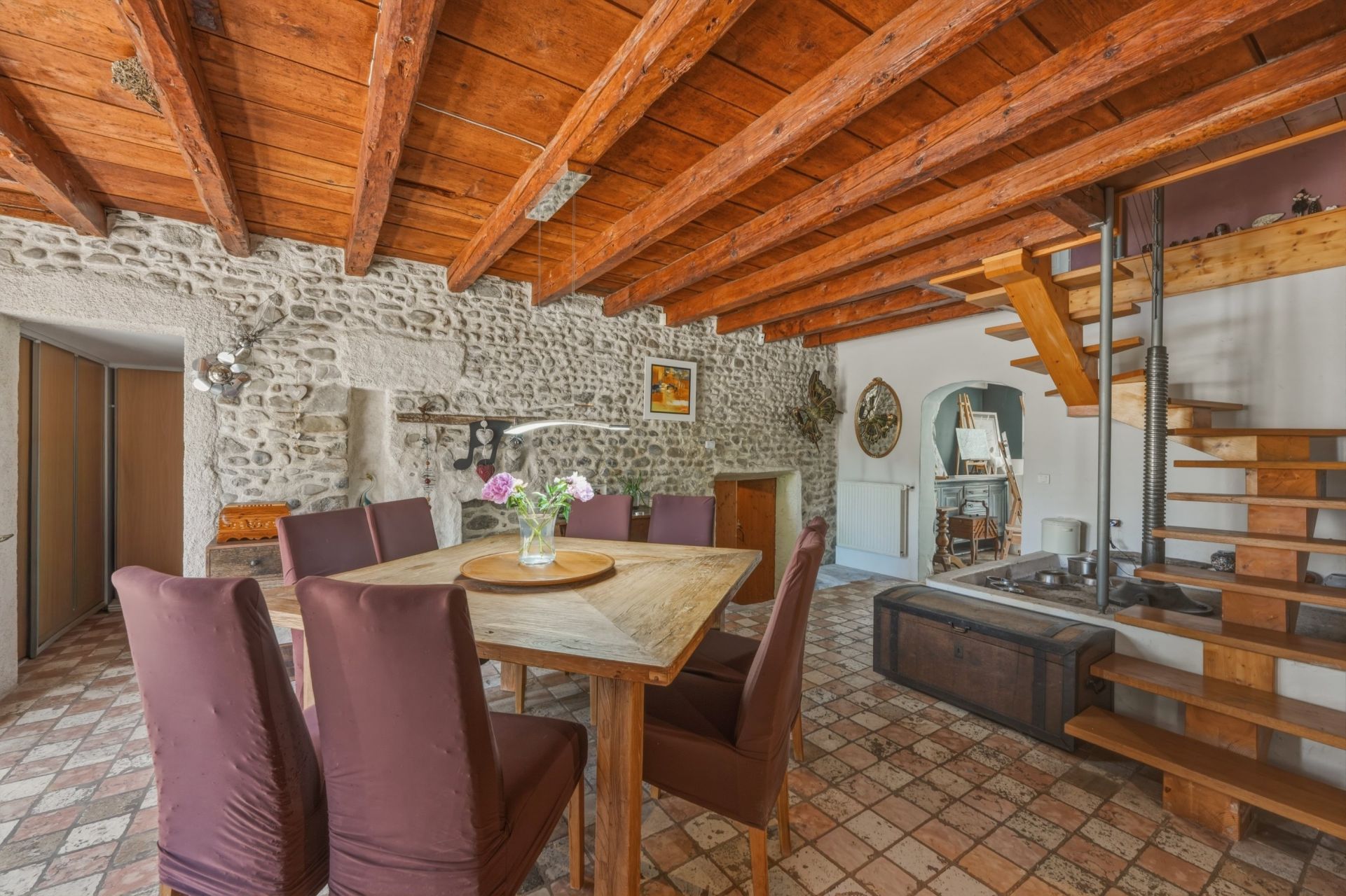 luxury house 8 Rooms for sale on VEIGY FONCENEX (74140)