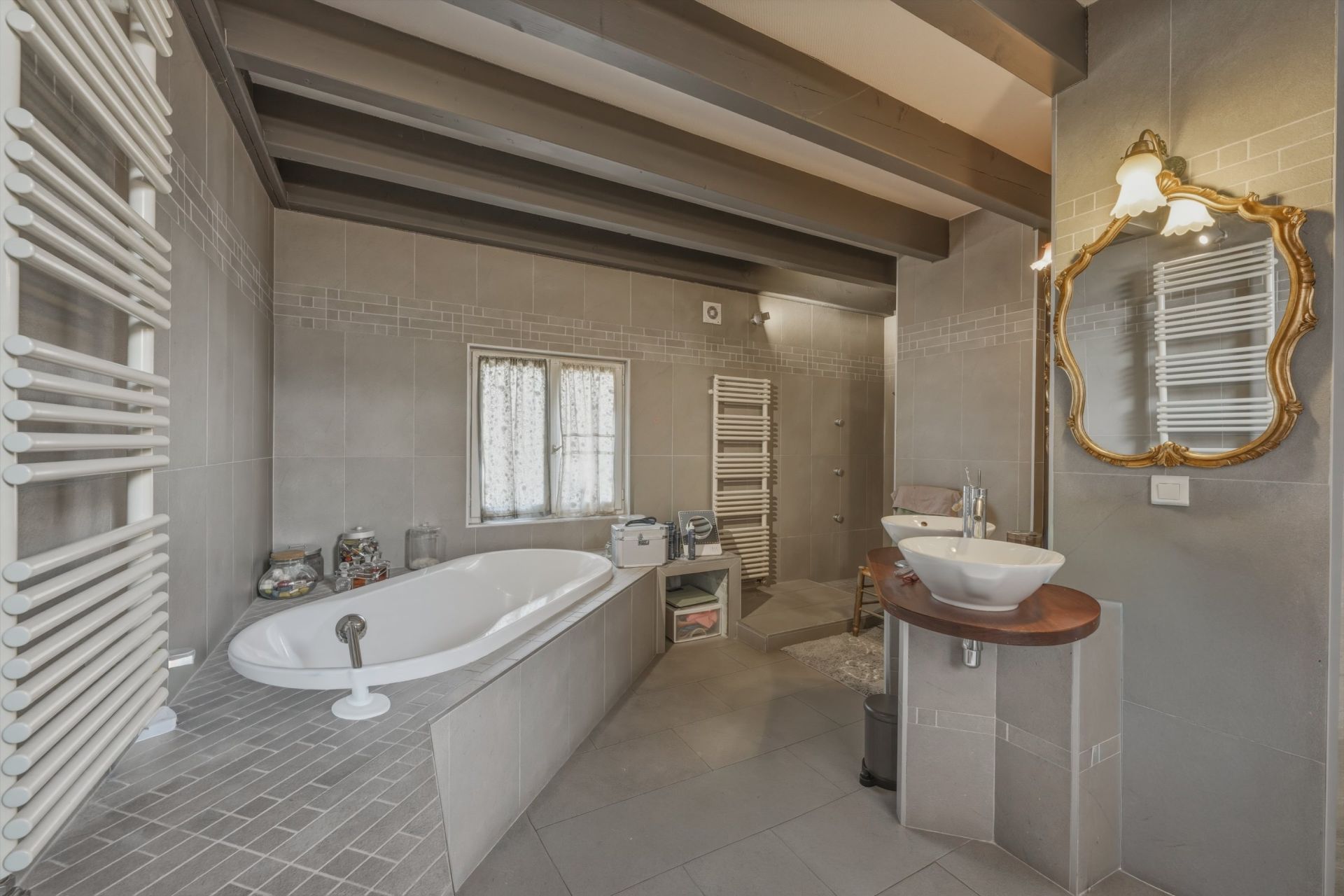 luxury house 8 Rooms for sale on VEIGY FONCENEX (74140)