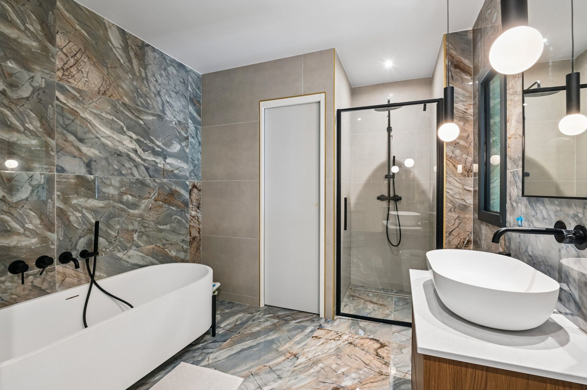 hôtel particulier 9 Pièces en vente sur NEUILLY SUR SEINE (92200)