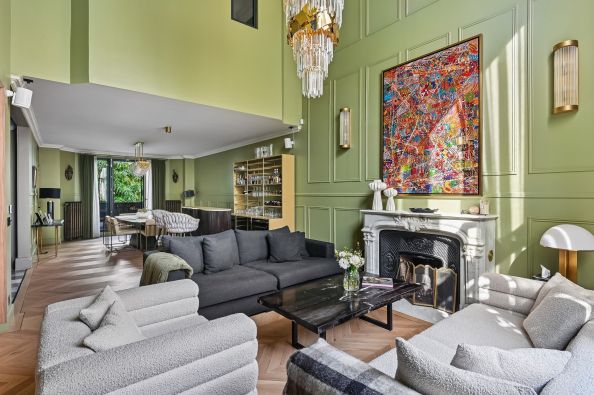 mansion (hôtel particulier) 9 Rooms for sale on NEUILLY SUR SEINE (92200)