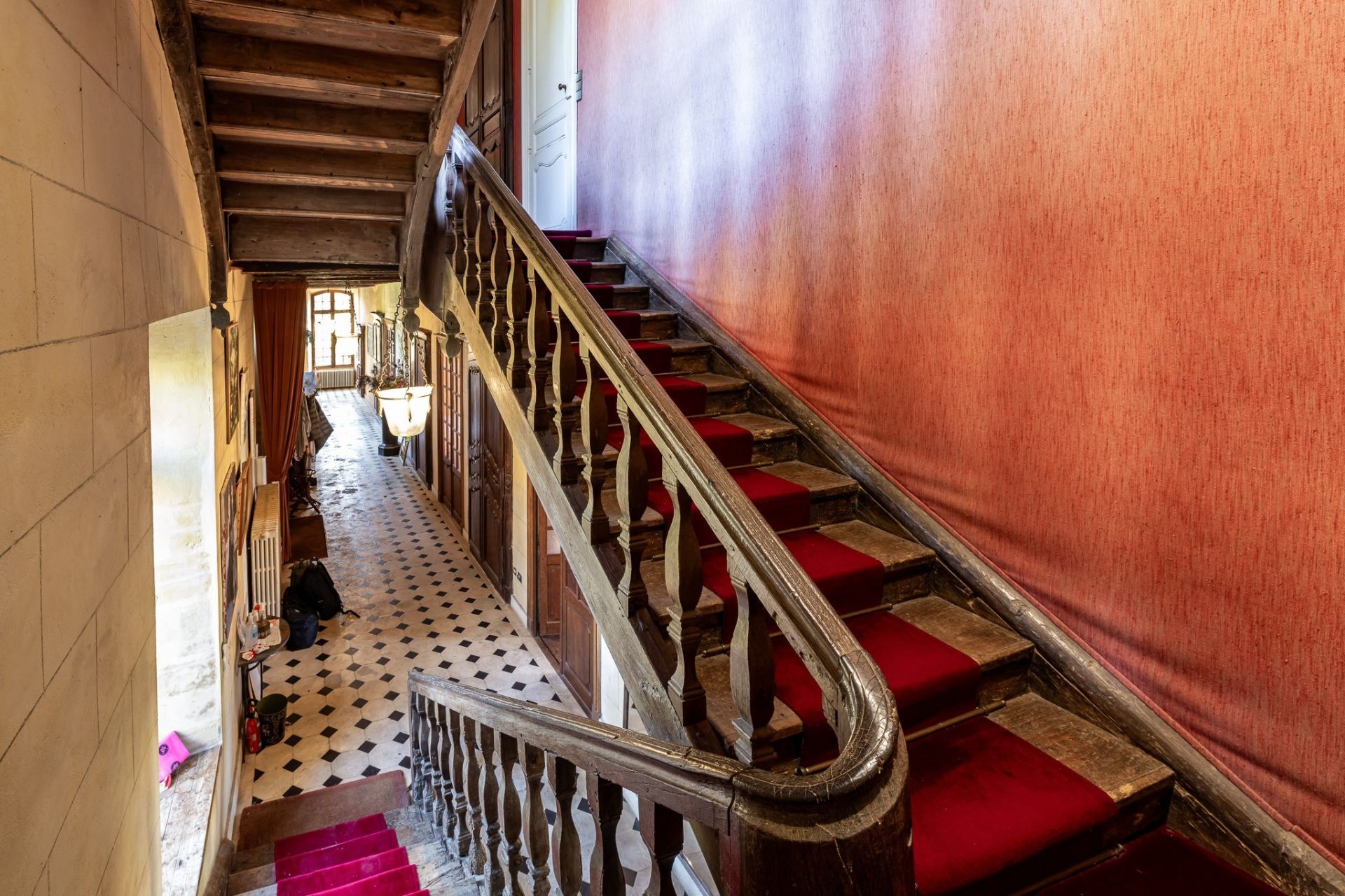 luxury house 15 Rooms for sale on STE ALVERE ST LAURENT LES BATONS (24510)