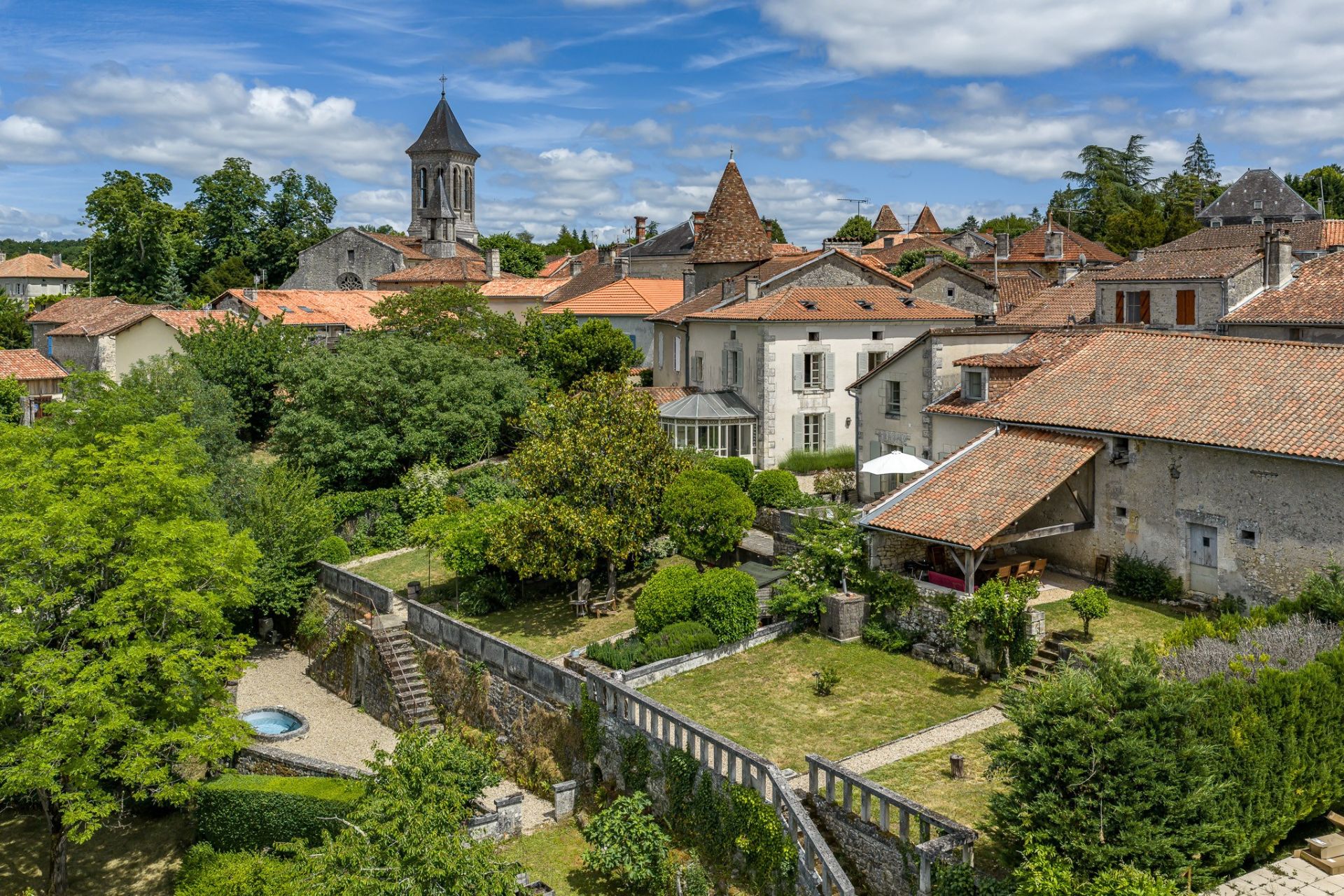 maison de luxe 13 Pièces en vente sur BRANTOME EN PERIGORD (24310)