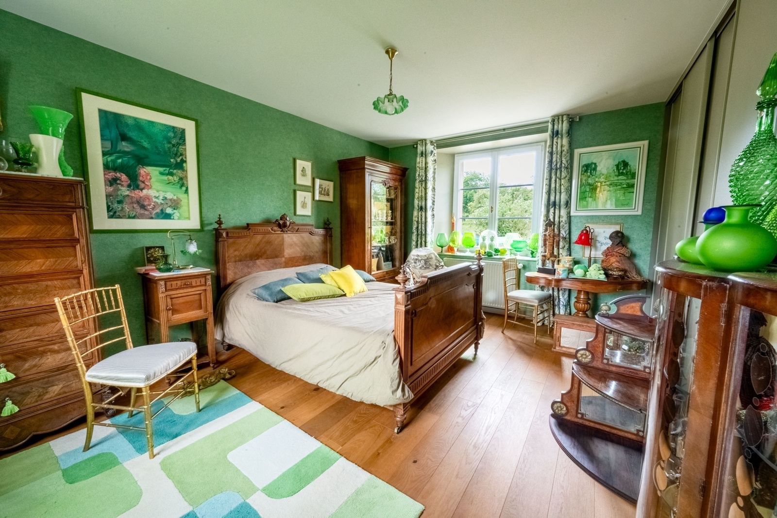 luxury house 8 Rooms for sale on BAYEUX (14400)
